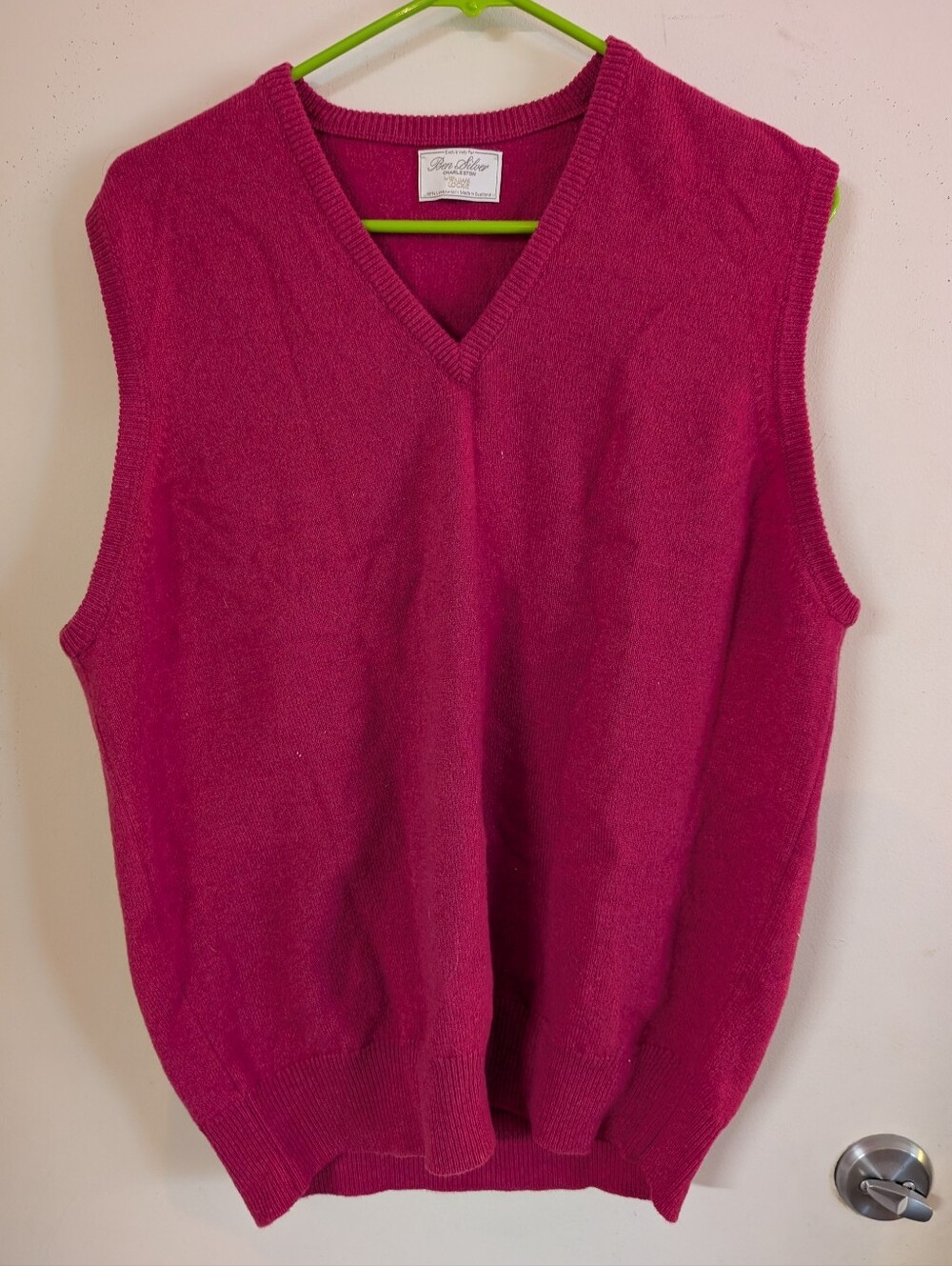 100% Lambswool Women's Fuchsia V-Neck Sweater Vest